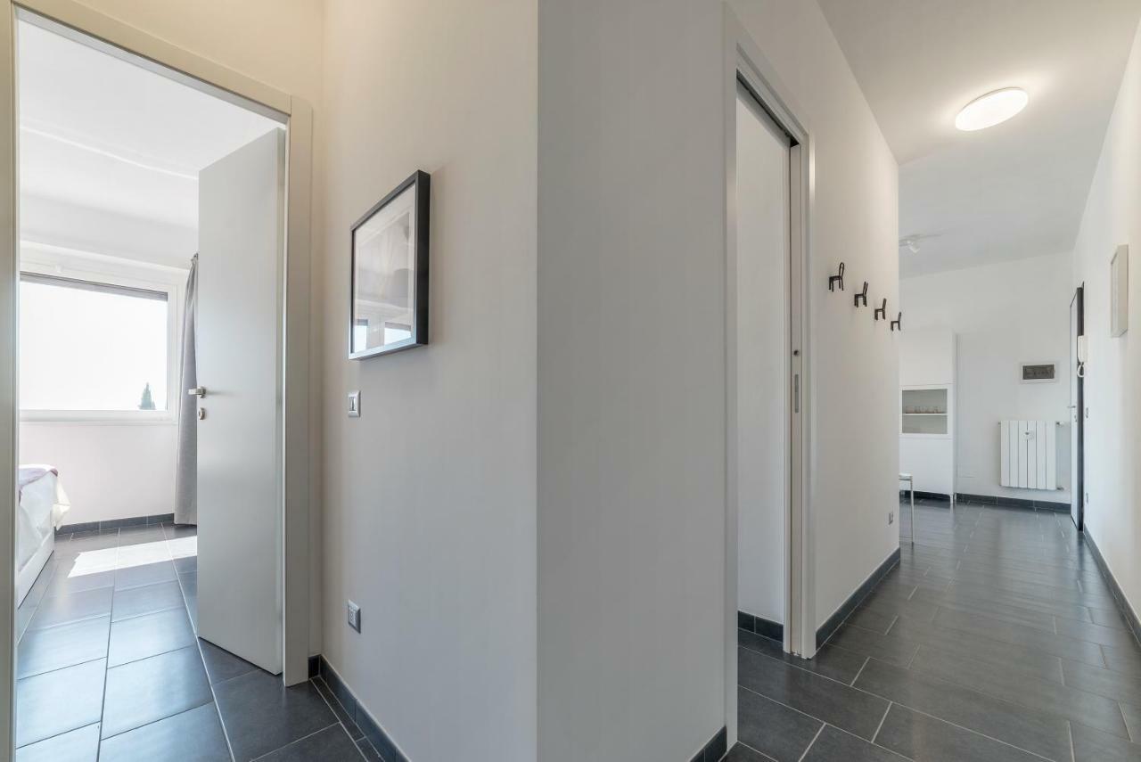 Nomentana White Apartments By Ghor ローマ エクステリア 写真